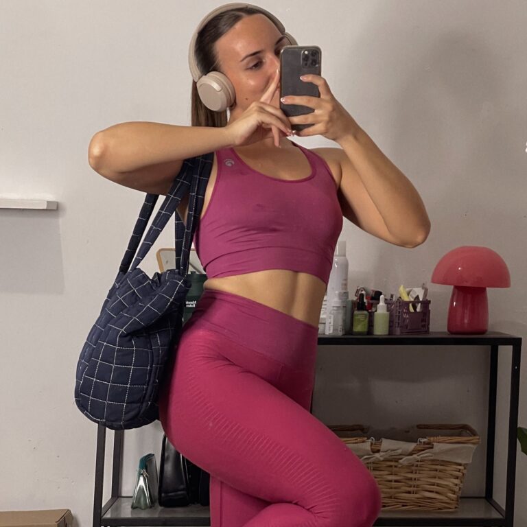 LauraEles_cuadrado_4